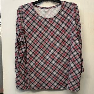 Catherines Women's Long Sleeve Plaid Top - Black, Red, White